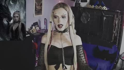 Mistic witch online show from May 20, 2026, 2:07 am