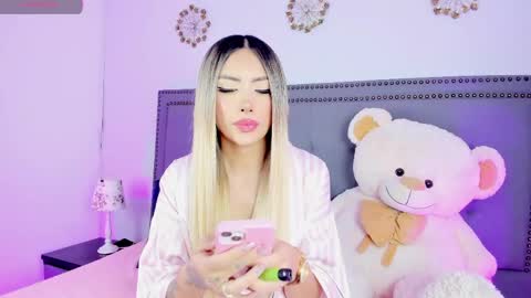 ALE LOVE online show from June 4, 2026, 12:49 am
