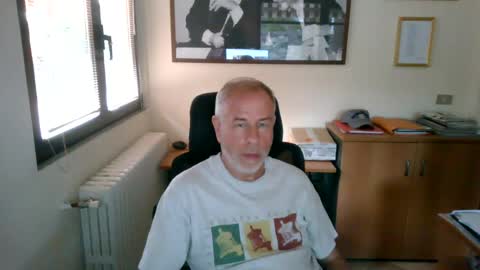 Snapshot of aleandela chatting on July 20, 2026, 2:52 pm aleandela online show from July 20, 2026, 2:52 pm