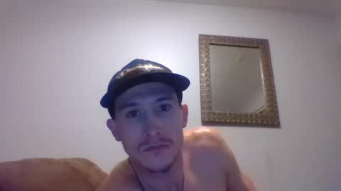 Snapshot of alecurclit chatting on December 14, 2024, 7:14 pm alecurclit online show from December 14, 2024, 7:14 pm