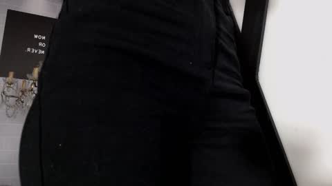 Snapshot of aleesha_cameron02 chatting on September 8, 2025, 7:24 pm Ale online show from September 8, 2025, 7:24 pm