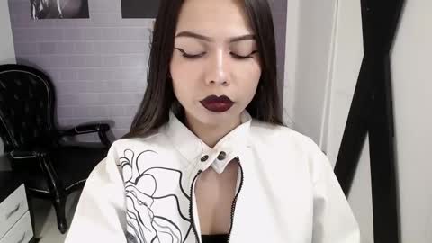 Snapshot of aleesha_cameron02 chatting on October 26, 2025, 12:11 pm Ale online show from October 26, 2025, 12:11 pm