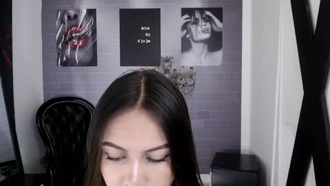 Snapshot of aleesha_cameron02 chatting on November 5, 2025, 12:16 pm Ale online show from November 5, 2025, 12:16 pm