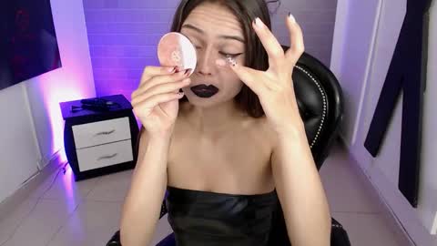 Snapshot of aleesha_cameron02 chatting on February 7, 2026, 7:17 pm Ale online show from February 7, 2026, 7:17 pm