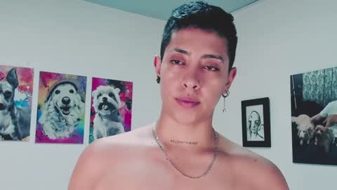 Alejandra online show from December 19, 2024, 5:51 am