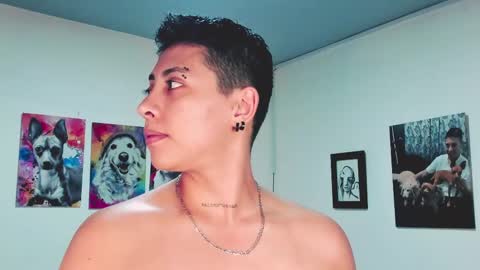 Alejandra online show from February 11, 2025, 9:03 pm