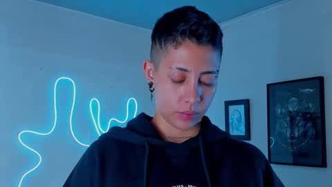 Alejandra online show from October 9, 2025, 6:11 am