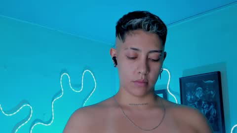 Alejandra online show from February 25, 2026, 1:04 am