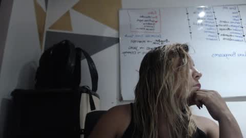  Aleja  online show from April 8, 2026, 3:12 pm