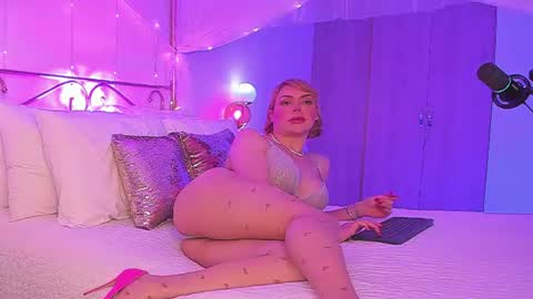 Snapshot of alejadollts chatting on July 7, 2026, 12:57 am ALEJADOLLTS online show from July 7, 2026, 12:57 am