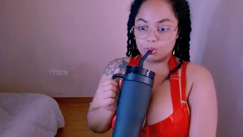 Snapshot of alejandra_conde chatting on March 21, 2026, 5:38 pm Alejandra online show from March 21, 2026, 5:38 pm