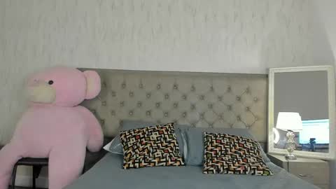 Snapshot of alejandra_marin_ chatting on April 22, 2026, 2:47 am alejandra_marin_ online show from April 22, 2026, 2:47 am