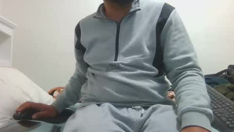 alejandro_tan online show from May 19, 2026, 5:47 am