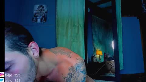 alejo_323__ online show from October 11, 2025, 1:49 am