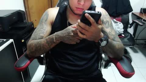 Snapshot of alejoconex6 chatting on November 16, 2025, 2:39 am Alejo online show from November 16, 2025, 2:39 am