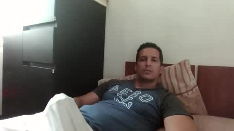 Snapshot of alejxoxo chatting on February 21, 2026, 3:57 pm alejxoxo online show from February 21, 2026, 3:57 pm