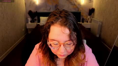 Aleks online show from June 5, 2026, 5:40 pm