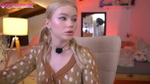 Lexi online show from February 9, 2026, 4:05 am