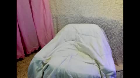 Snapshot of alenablack chatting on September 9, 2025, 11:48 pm Luly online show from September 9, 2025, 11:48 pm