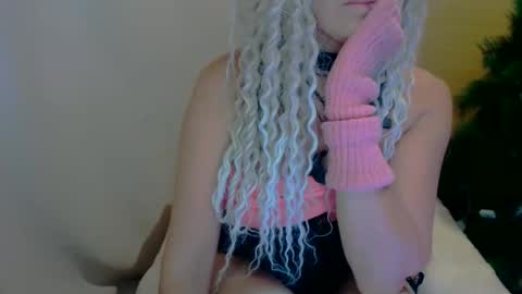 Snapshot of alenablack chatting on November 28, 2025, 9:56 am Luly online show from November 28, 2025, 9:56 am