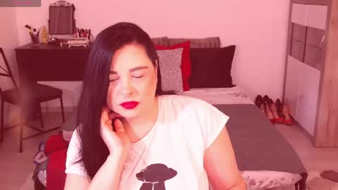Snapshot of alenni chatting on May 7, 2026, 2:50 am Alenni online show from May 7, 2026, 2:50 am
