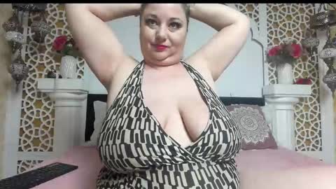 alesha_arabian_ online show from February 5, 2026, 6:07 am