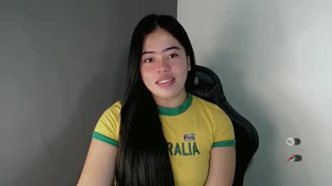 Snapshot of alesha_vibe_me chatting on February 4, 2026, 1:17 pm alesha_vibe_me online show from February 4, 2026, 1:17 pm