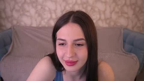 alesiadessmond online show from June 11, 2026, 7:23 pm
