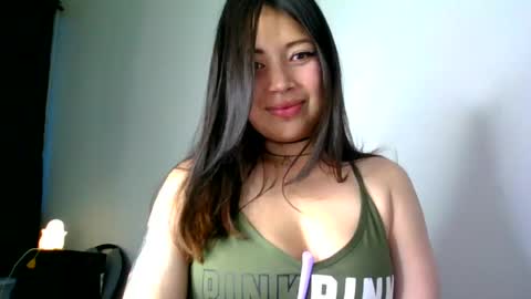 Snapshot of aleska_dollx chatting on May 28, 2026, 11:13 pm QUEEN OFF MILk IM BACK 15 NOV online show from May 28, 2026, 11:13 pm