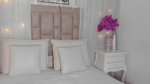 ALESKA online show from September 13, 2025, 11:43 am