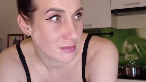 Sandra online show from February 10, 2025, 4:25 pm