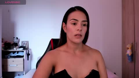 AlessandraMoreli Its my birthday online show from May 27, 2026, 5:32 pm
