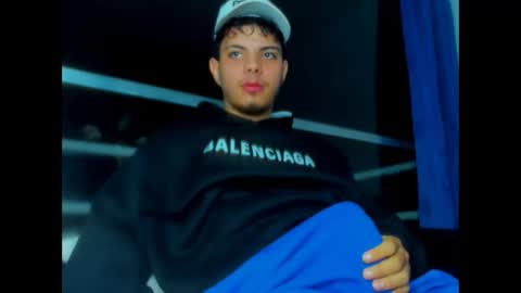 Alessandro online show from October 2, 2025, 6:20 am