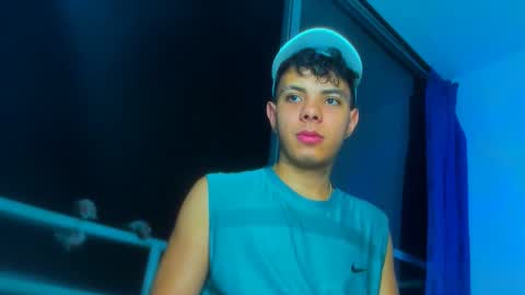 Alessandro online show from November 3, 2025, 4:25 am