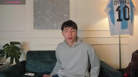 Alessandro Dybala online show from March 8, 2025, 3:24 pm