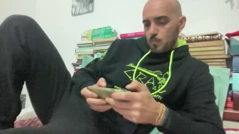 alessandromori91 online show from May 10, 2026, 6:46 pm
