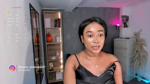 Yy  online show from November 1, 2025, 10:01 pm