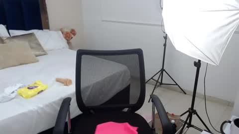 ALESSIA online show from February 17, 2025, 9:41 pm