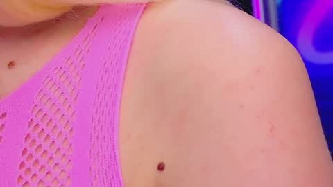 alessiacroft online show from June 5, 2026, 6:52 am