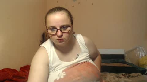 Snapshot of alessianeyl chatting on June 13, 2026, 2:42 am Alessia online show from June 13, 2026, 2:42 am