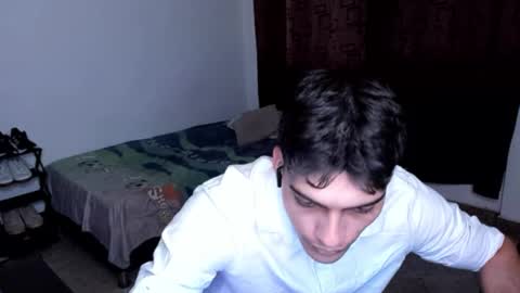 alessio Vale online show from February 4, 2026, 6:14 pm