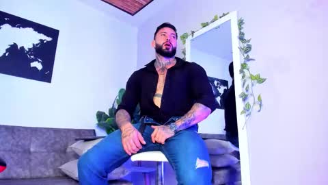 Aless Rose online show from February 4, 2026, 8:36 pm