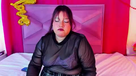 AleSweett online show from February 23, 2026, 12:24 pm