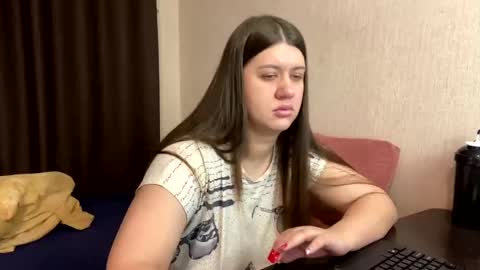 Snapshot of aletta_oushen chatting on December 28, 2024, 10:14 am Aletta Oushen online show from December 28, 2024, 10:14 am