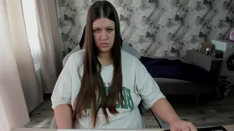 Snapshot of aletta_oushen chatting on April 22, 2026, 10:17 am Aletta Oushen online show from April 22, 2026, 10:17 am