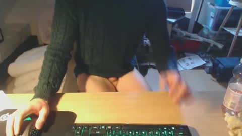 Snapshot of alettaoceanftw chatting on December 14, 2024, 1:49 pm AlettaOceanFtw online show from December 14, 2024, 1:49 pm