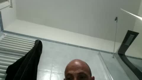 alex120475 online show from April 23, 2026, 3:58 pm
