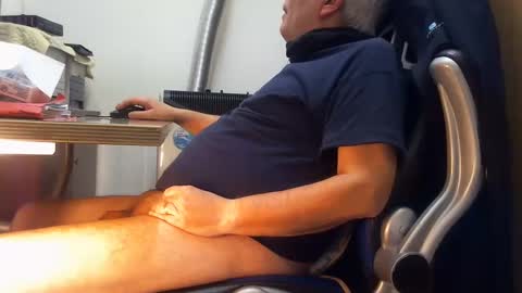 Snapshot of alex47100 chatting on January 20, 2025, 3:50 pm alex47100 online show from January 20, 2025, 3:50 pm