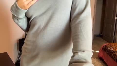 Snapshot of alex499990 chatting on January 10, 2025, 4:20 pm alex  online show from January 10, 2025, 4:20 pm