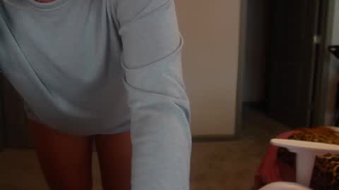 Snapshot of alex499990 chatting on January 15, 2025, 2:46 pm alex  online show from January 15, 2025, 2:46 pm